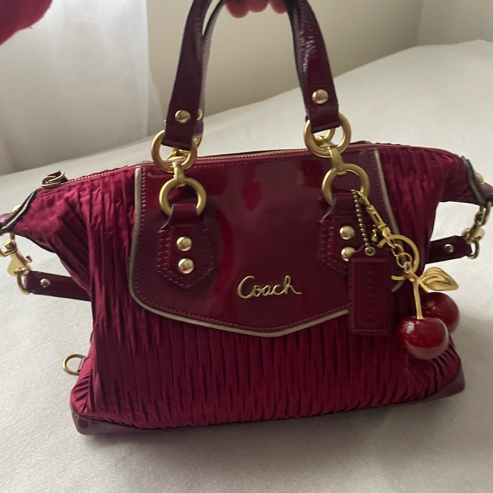 SOLD🍒 - Picture 2 of 7